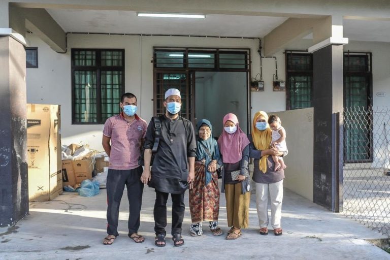 Dari FB Ustaz Ebit Lew – 20 Tahun Diuji, 2 Jam Diselesaikan